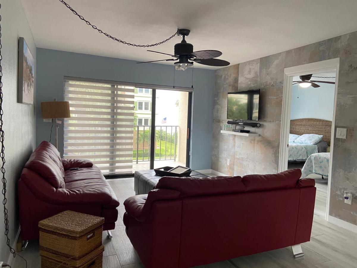 Escape To Paradise St. Pete Beach Exterior photo